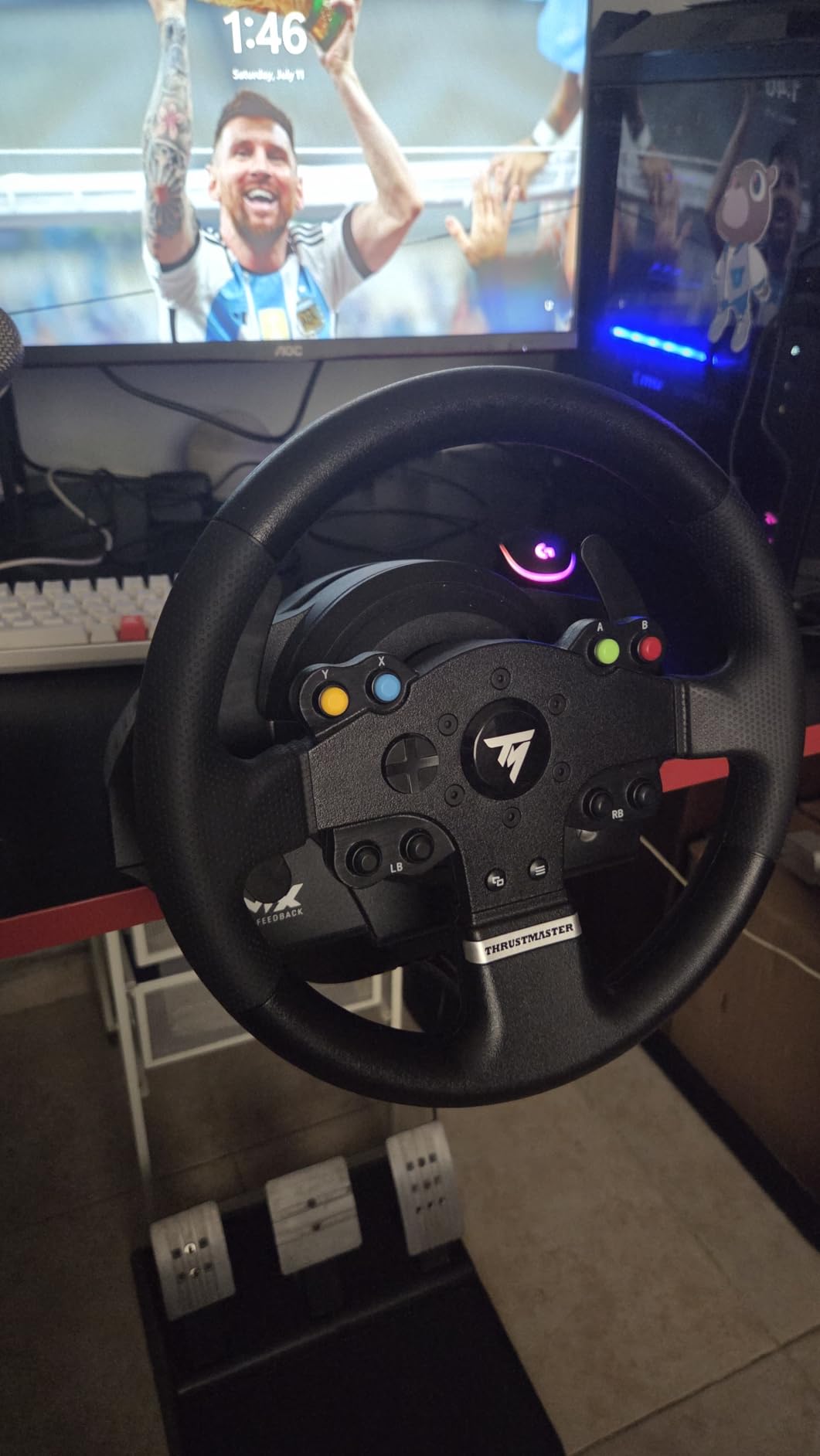 Thrustmaster TMX Force Feedback Racing Wheel & Pedals - XBOX & PC | 900-degree rotation, belt-pulley motor, 28 cm rim, 12-bit optical reading, ergonomic grip, for driving and truck sims customer photo 1
