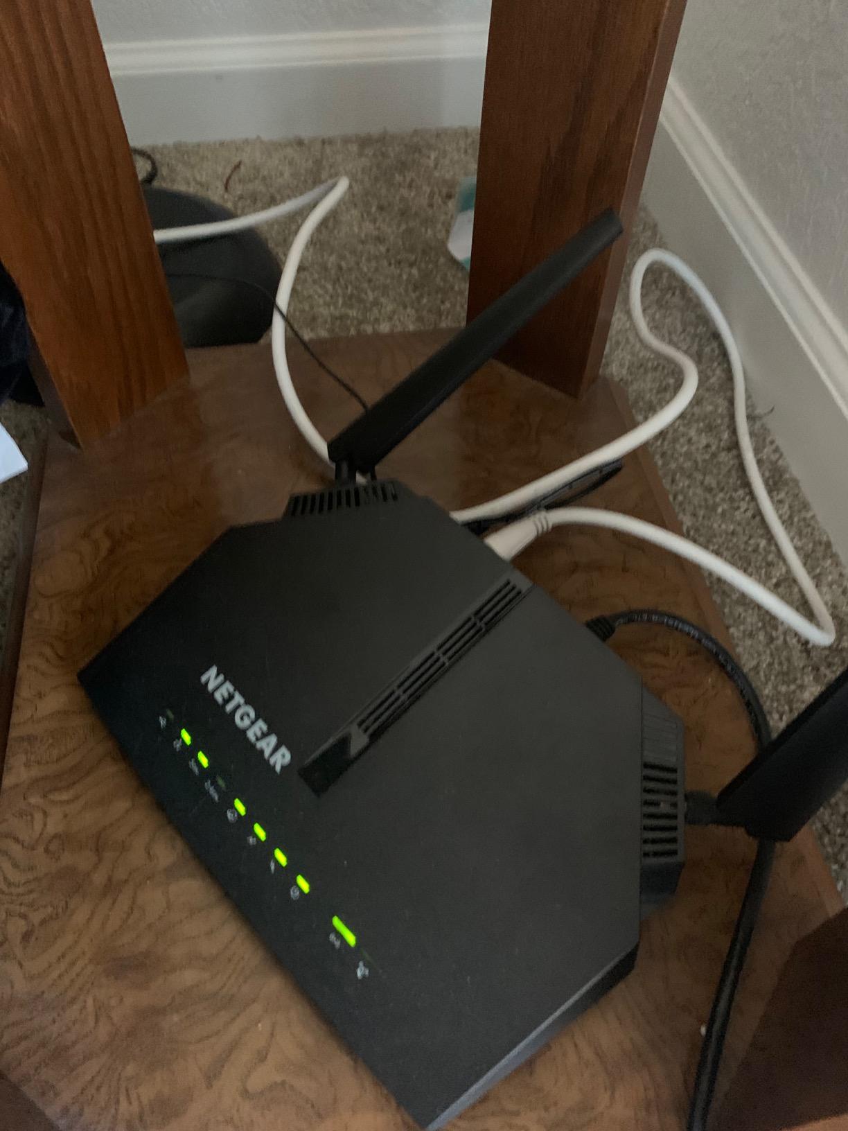 NETGEAR Cable Modem WiFi Router Combo C6220 - Compatible with All Cable Providers Including Xfinity by Comcast, Spectrum, Cox | for Cable Plans Up to 200 Mbps | AC1200 WiFi Speed | DOCSIS 3.0 customer photo 1