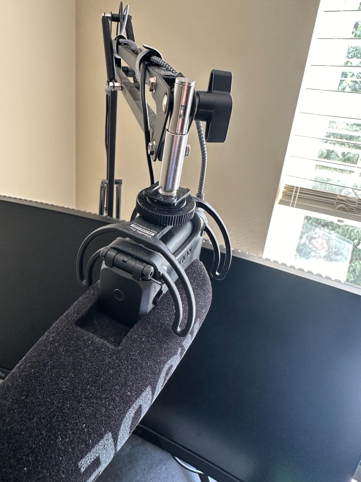 RØDE VideoMic Pro+ Premium On-Camera Shotgun Microphone customer photo 2