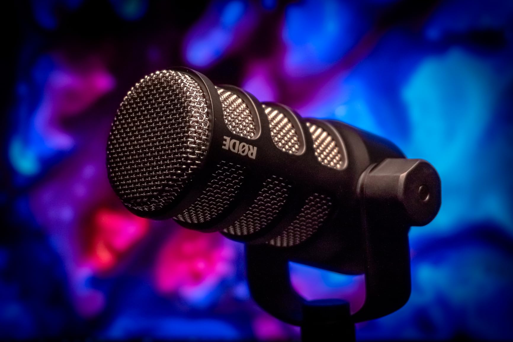 RØDE PodMic Cardioid Dynamic Broadcast Microphone - XLR Output, Requires Audio Interface (RØDECaster, AI-1, or similar). For USB Plug-and-Play, see PodMic USB. customer photo 1