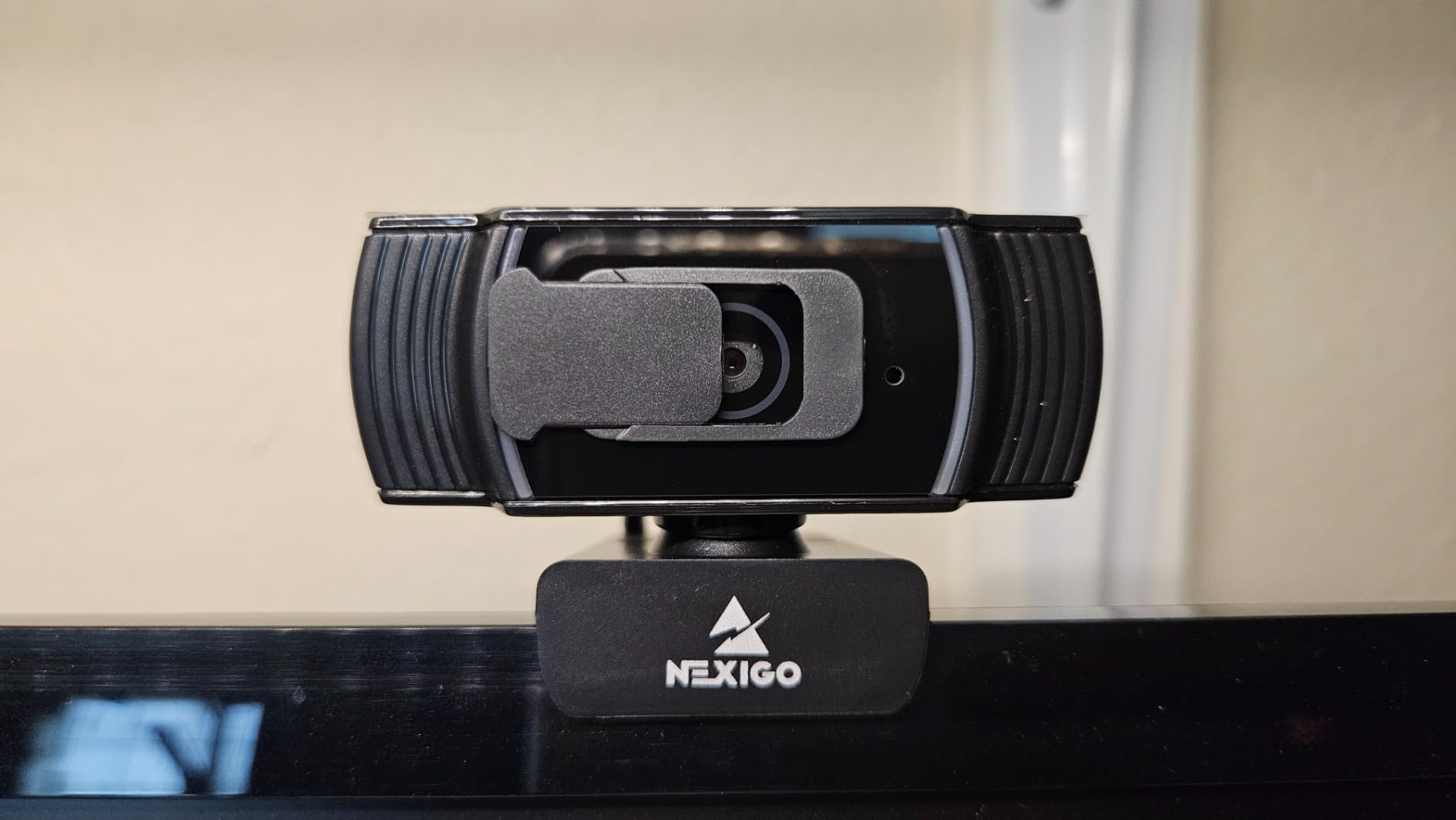 NexiGo N930AF Webcam with Microphone for Desktop, Autofocus, Webcam for Laptop, Computer Camera, 1080p HD USB Web Camera, Compatible with Zoom/Switch 2/Teams/Webex customer photo 2