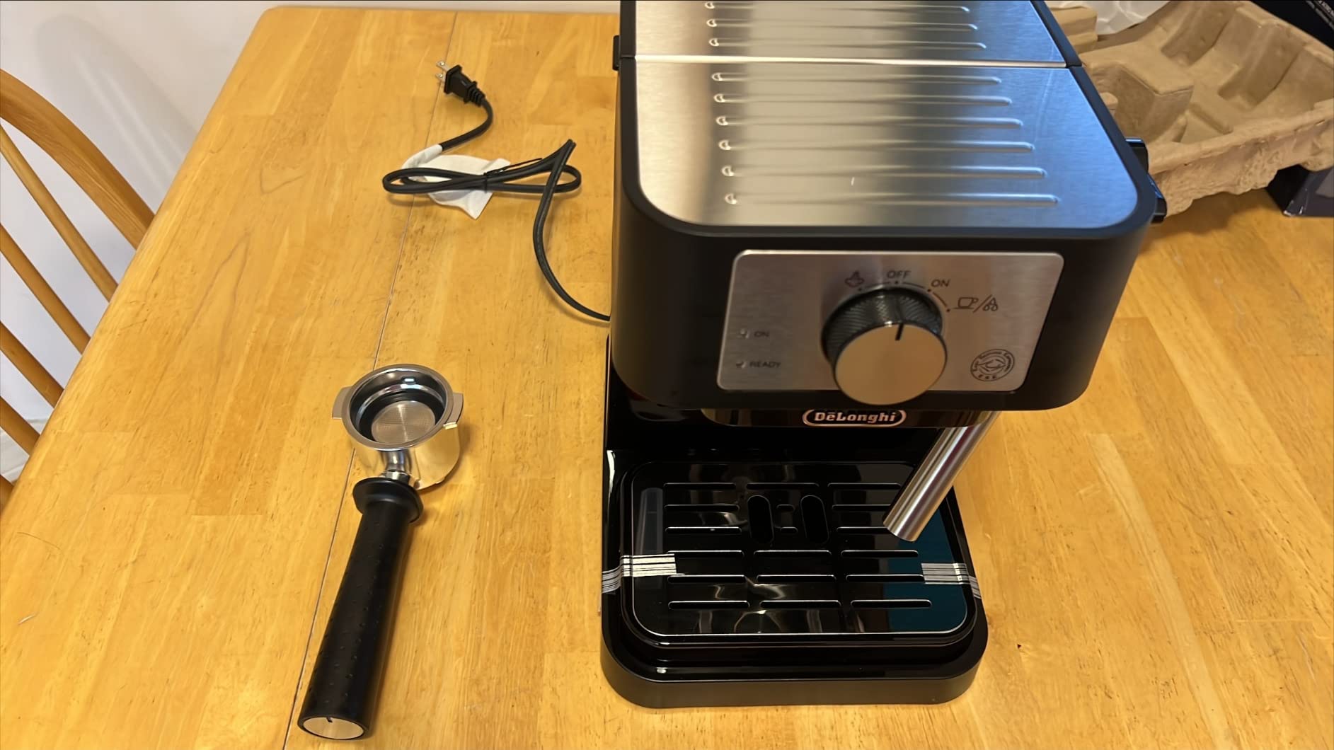 De'Longhi Stilosa Compact Manual Espresso Machine, Manual Milk Frother | #1 Worldwide Espresso Machine Maker, 15 Bar Pump Pressure, Stainless Steel Boiler, Frother, Compact Design customer photo 2