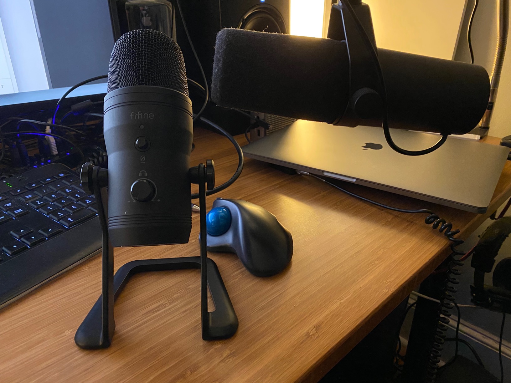FIFINE K690 USB Studio Recording Microphone for ASMR Zoom-Meeting | Computer Podcast Mic for PC, Mac, Mute Button, Monitor Headphone Jack, Four Pickup Patterns for Gaming, Vocals, Streaming customer photo 1
