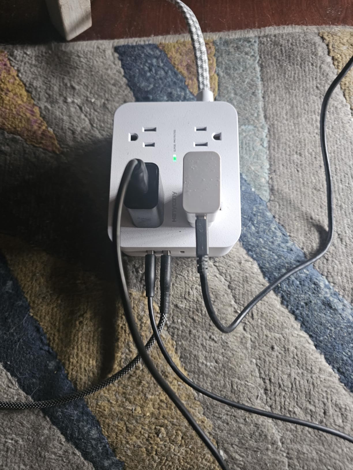 HANYCONY Surge Protector Power Strip, 1080J, 5 Ft Braided Extension Cord | 8 Outlets 4 USB Ports(2 USB C), Outlet Extender, Flat Plug, Wall Mount, Desk Charging Station, Home Office, Dorm Room ETL customer photo 1