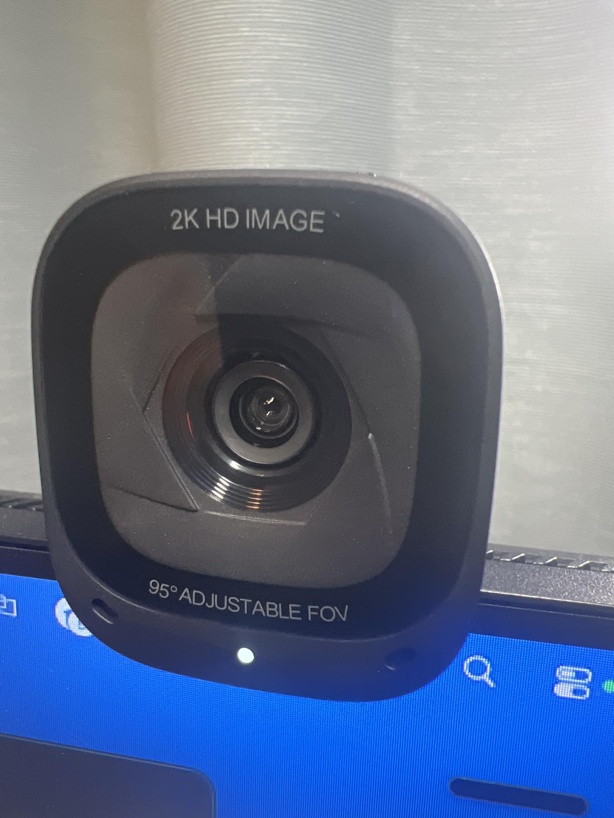 Anker PowerConf C200 2K Webcam for PC/Laptop/Mac, Low-Light Correction | Conference Microphone, 360° Voice Coverage, Smart Voice Enhancement, Powerful Sound, Desktop PC Speaker, Online Meetings customer photo 2