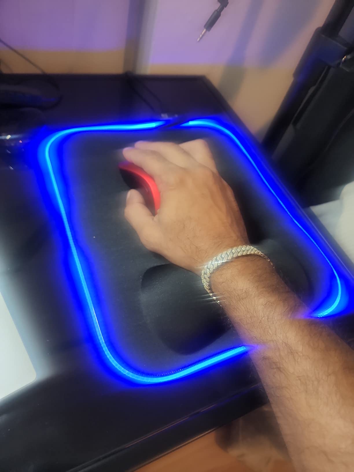 Gimars RGB Mouse Pad with Wrist Rest Support, 12 x 10 in Extra Large Ergonomic Gaming Mouse Pad with 10 LED Lighting Modes, Non-Slip Rubber Base for PC Gaming & Office customer photo 2