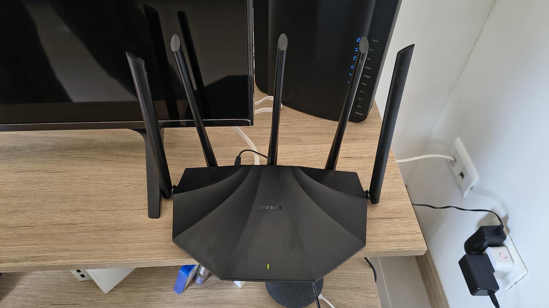 Tenda WiFi 6 Router for Home, AX1500 Dual Band Gigabit Router for Wireless Internet, Long Range Coverage with 5 * 6dBi High-Gain Antennas, 4 Gigabit Ports, Support WPA3, IPv6, Parental Control(RX2Pro) customer photo 1