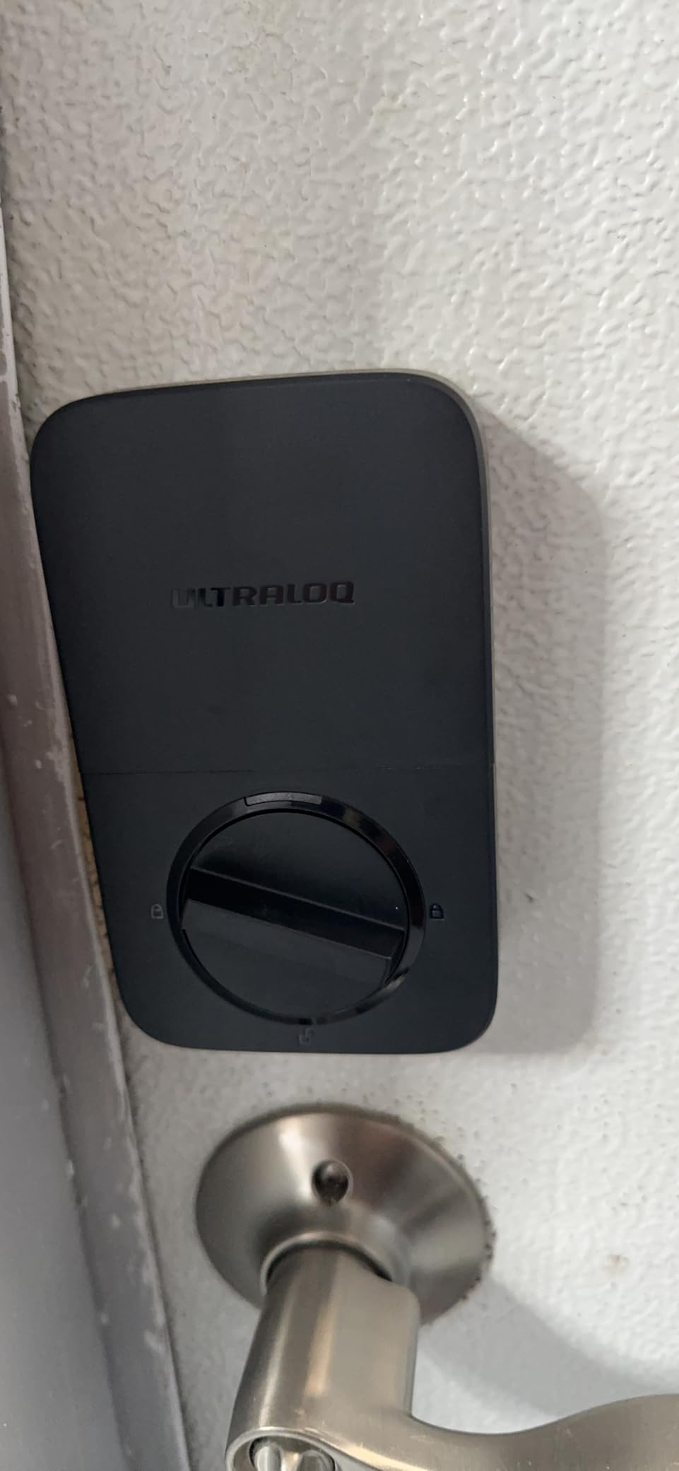 Ultraloq U-Bolt Pro WiFi Smart Lock with Door Sensor, Built in Wi-Fi Smart Deadbolt Lock for Front Door with Fingerprint ID, App Remote Control, Share Access, Auto Unlock, Auto Locking, Backlit Keypad customer photo 2