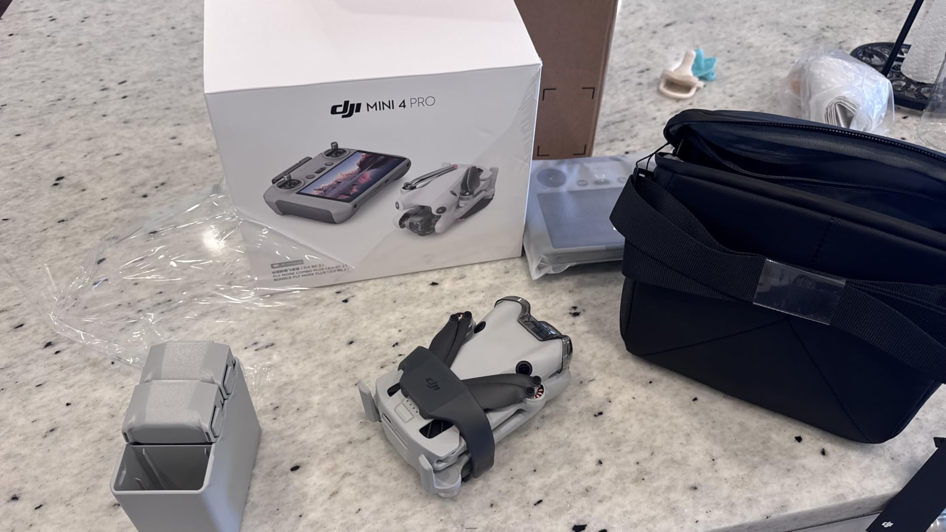 DJI Mini 4 Pro Fly More Combo Plus with DJI RC 2, Drones with Camera for Adults 4K, 3 Intelligent Flight Battery Plus for up to 135 Mins Flight Time, Smart Return to Home, Drone for Beginners customer photo 2