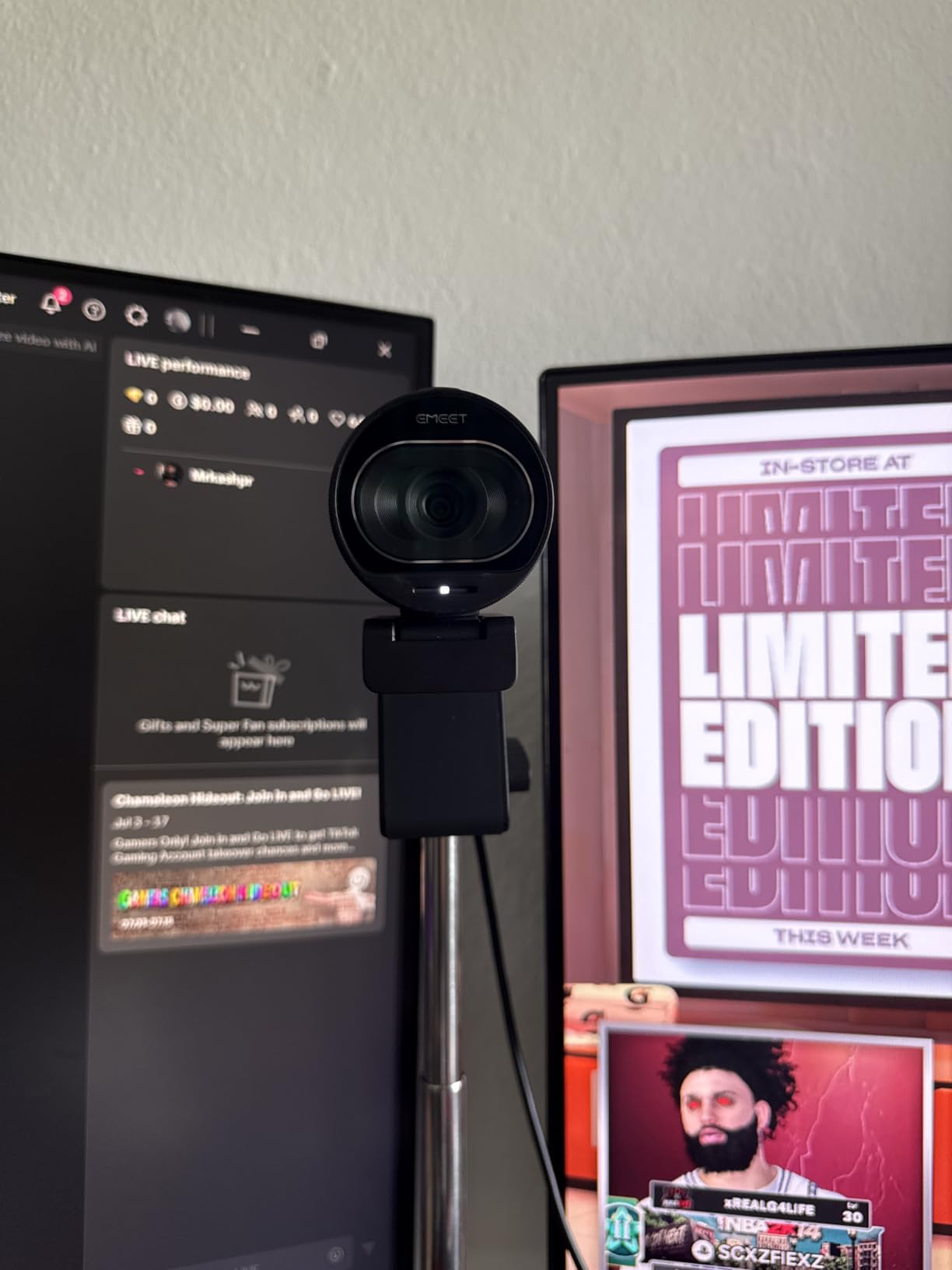 EMEET S600 4K Webcam for Streaming - Sony 1/2.55'' Sensor, PDAF Autofocus, 1080P@60FPS, 2 Noise Reduction Mics, Built-in Privacy Cover, 73° FOV, Streaming Camera for Live Commerce/Gaming/Beauty customer photo 2