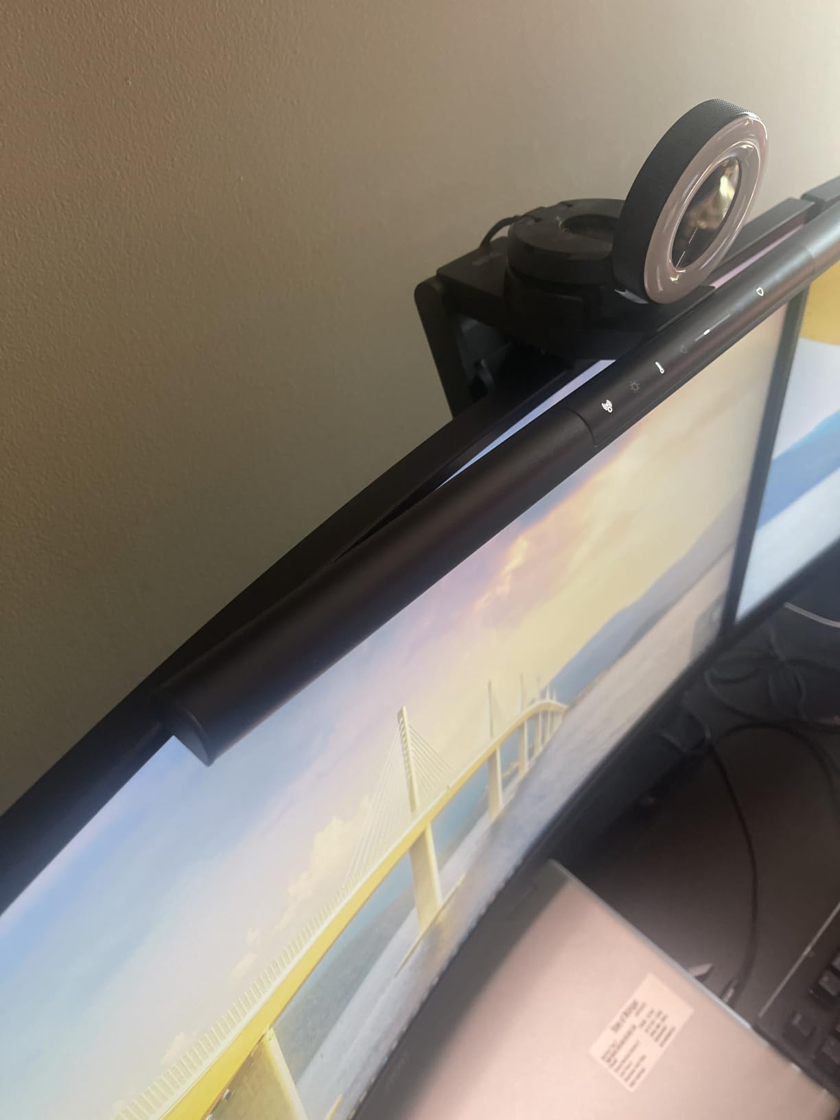 BenQ ScreenBar Pro LED Monitor Light Bar (Black) - Ultrawide Lighting, Motion Sensor, Adjustable Brightness/Color Temperature, Eye-Care USB-C Monitor Lamp, No Glare, Curved Monitors, Monitor Accessory customer photo 2
