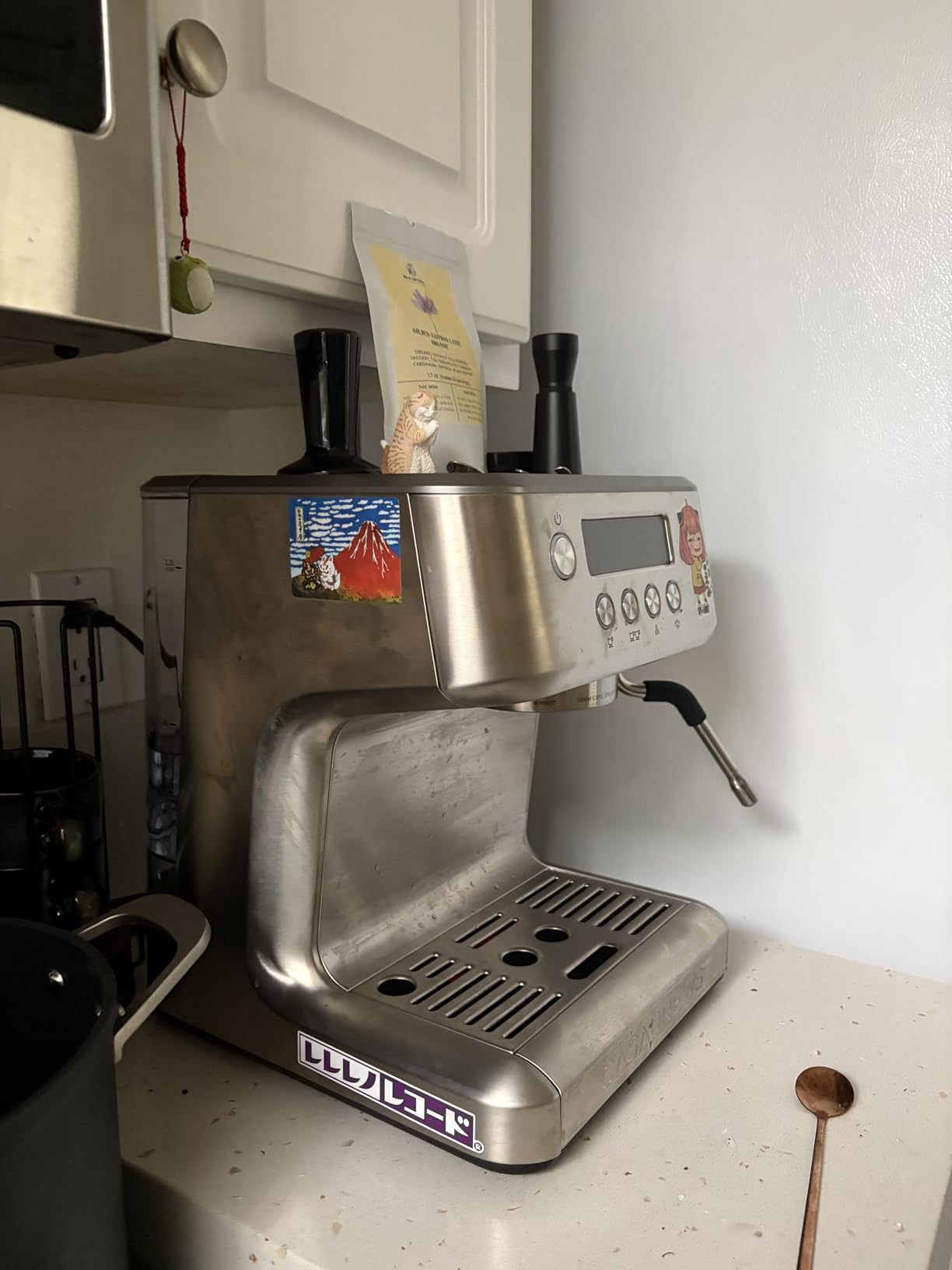 CASABREWS Ultra Espresso Machine, Barista Espresso Maker with Steam Wand | LCD Display, Custom Brew Temp, Latte & Cappuccino Machine, 20-Bar Italian Pump, Powerful Steam Wand, 73oz Removable Tank customer photo 1