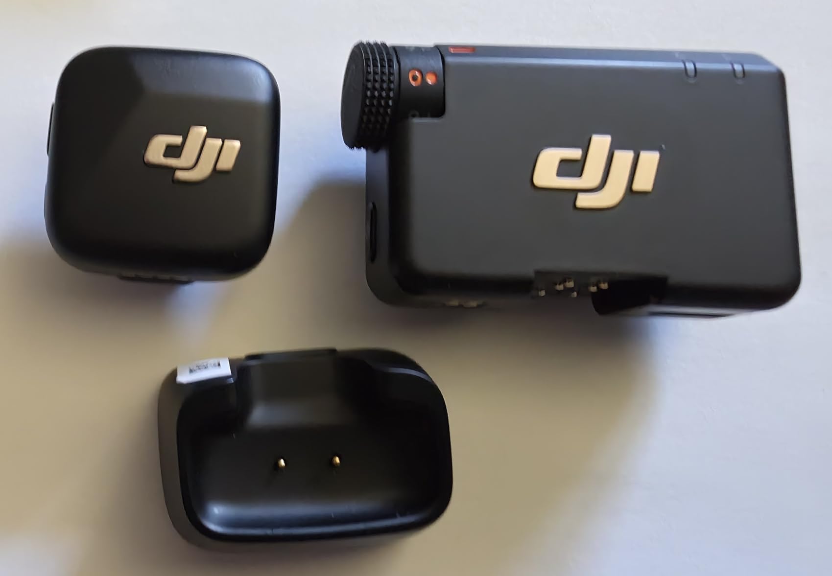 DJI Mic Mini (1 TX + 1 RX), Ultralight, Detail-Rich Audio | Noise Cancelling, Automatic Limiting, Wireless Microphone for Camera/iPhone/Android, Vlog, Streaming, 400m Transmission customer photo 2
