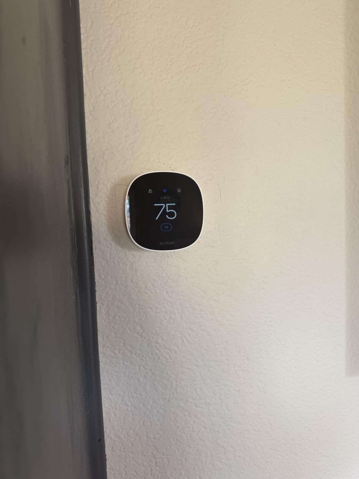 ecobee Smart Thermostat Essential - WiFi Thermostat, Energy Star Certified, Works with Siri, Alexa, Google Assistant customer photo 1
