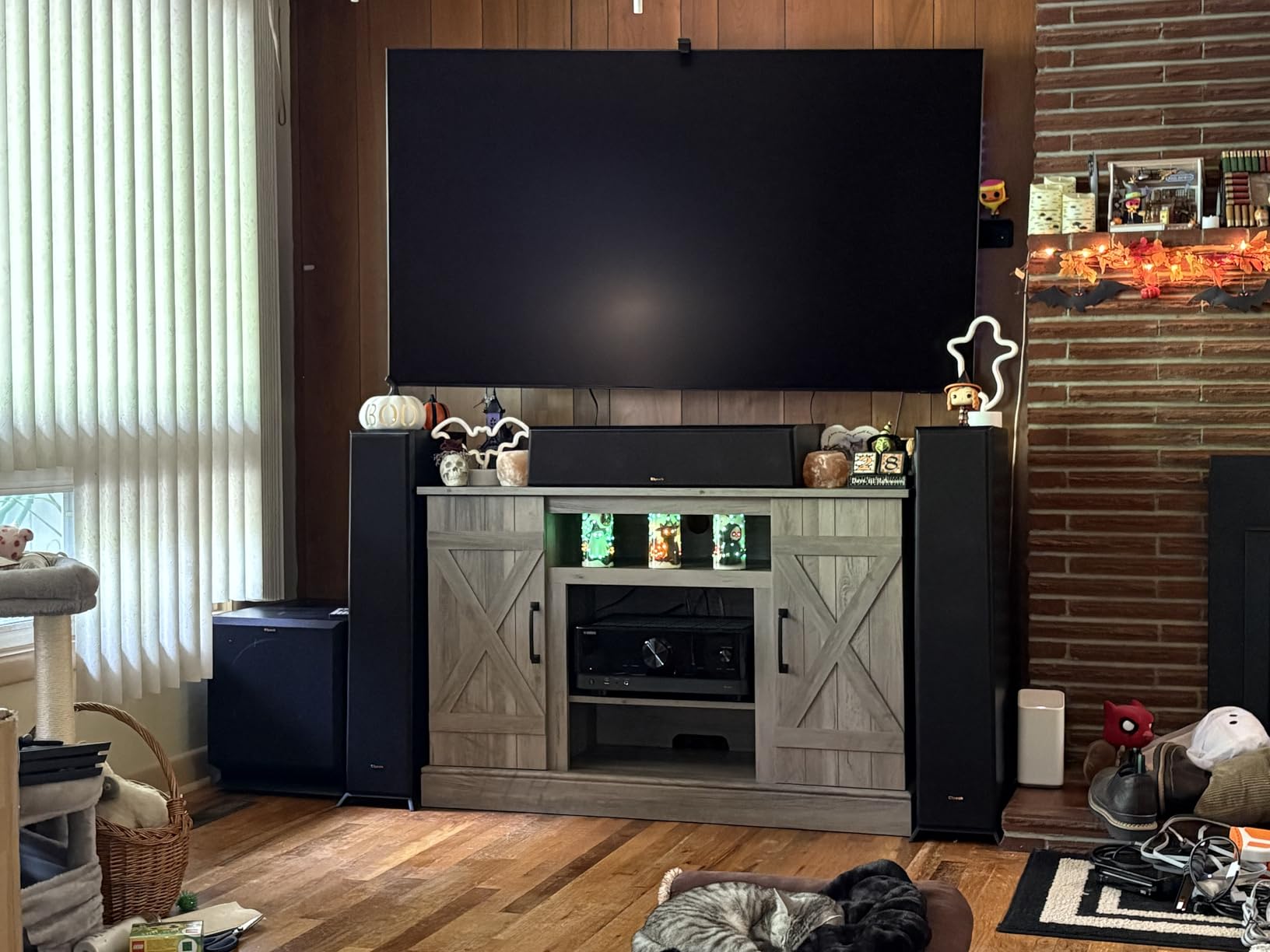 Samsung 75-Inch Class Neo QLED 4K QN90F Series, Vision AI, Mini LED Smart TV (2025 Model, 75QN90F) Neo Quantum HDR+, Object Tracking Sound+ w/Dolby Atmos, Glare Free, Gaming Hub, Alexa Built-in customer photo 2