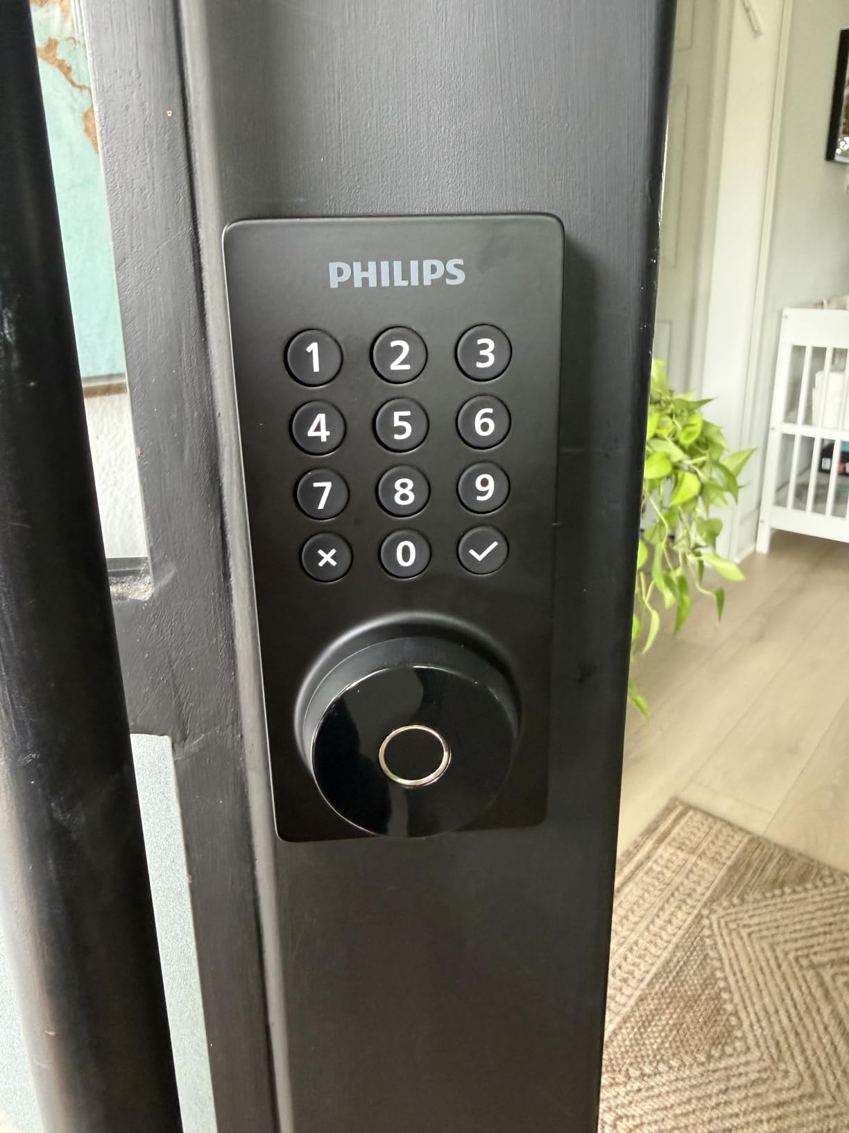 Philips Wi-Fi Door Lock, WiFi Smart Lock Keyless Entry Deadbolt for Front Door, Compatible with Alexa & Google Assistant, Remote Control, Built-in WiFi, APP Fingerprint Passcode Unlock, Auto Locking customer photo 2