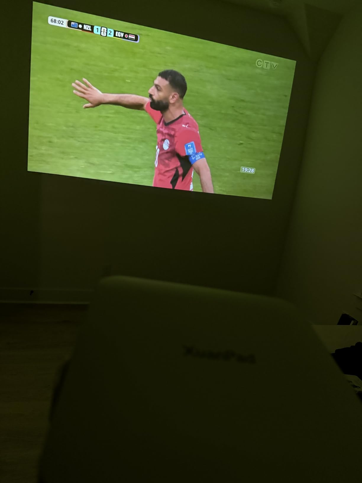 XuanPad 4K Support Movie Projector, Portable Native 1080P Outdoor Projector with 360° Stand, White Smart Mini Projector with WiFi and Bluetooth customer photo 2