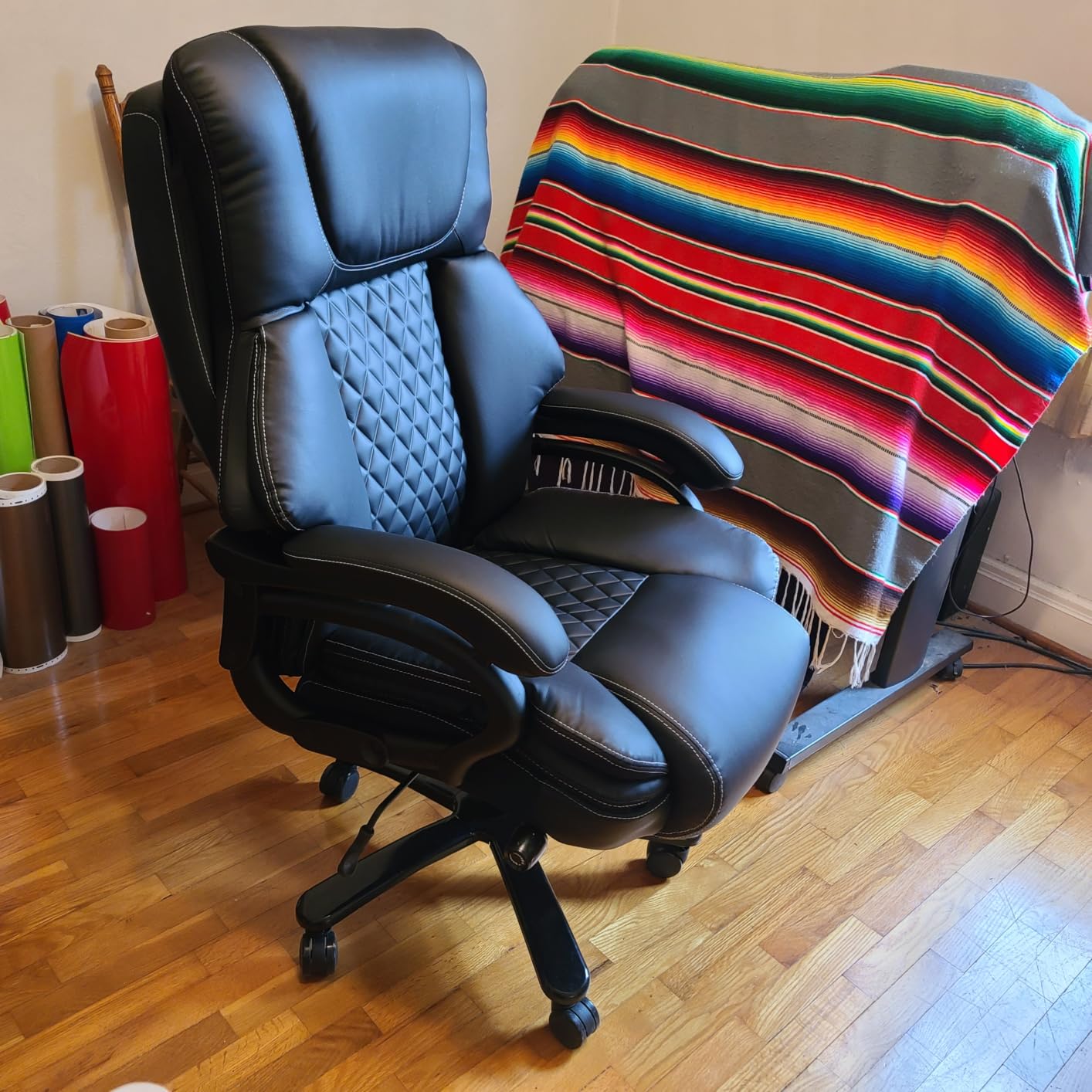 BOSMILLER 650lbs Large Big and Tall Office Chair for Heavy People with Adjustment Lumbar Support, Comfy Padded Heavy Duty Leather Executive Office Chair with Quiet Rubber for Adults 8 Hours Daily Work customer photo 1