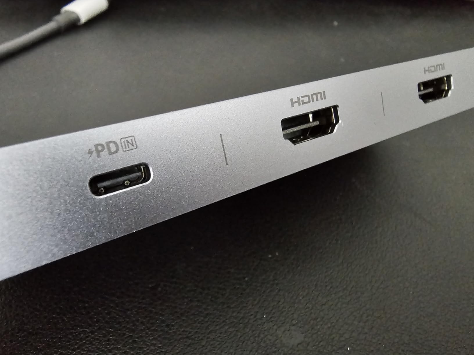 Anker Nano Laptop Docking Station Dual Monitor, 8-in-1 USB C Hub for Windows, Dual 4K@60Hz for DP 1.4, 10Gbps USBC & USBA Data Ports, 85W PD, SD/TF Card Reader, for Dell/Lenovo/HP (Charger Not Included) customer photo 2