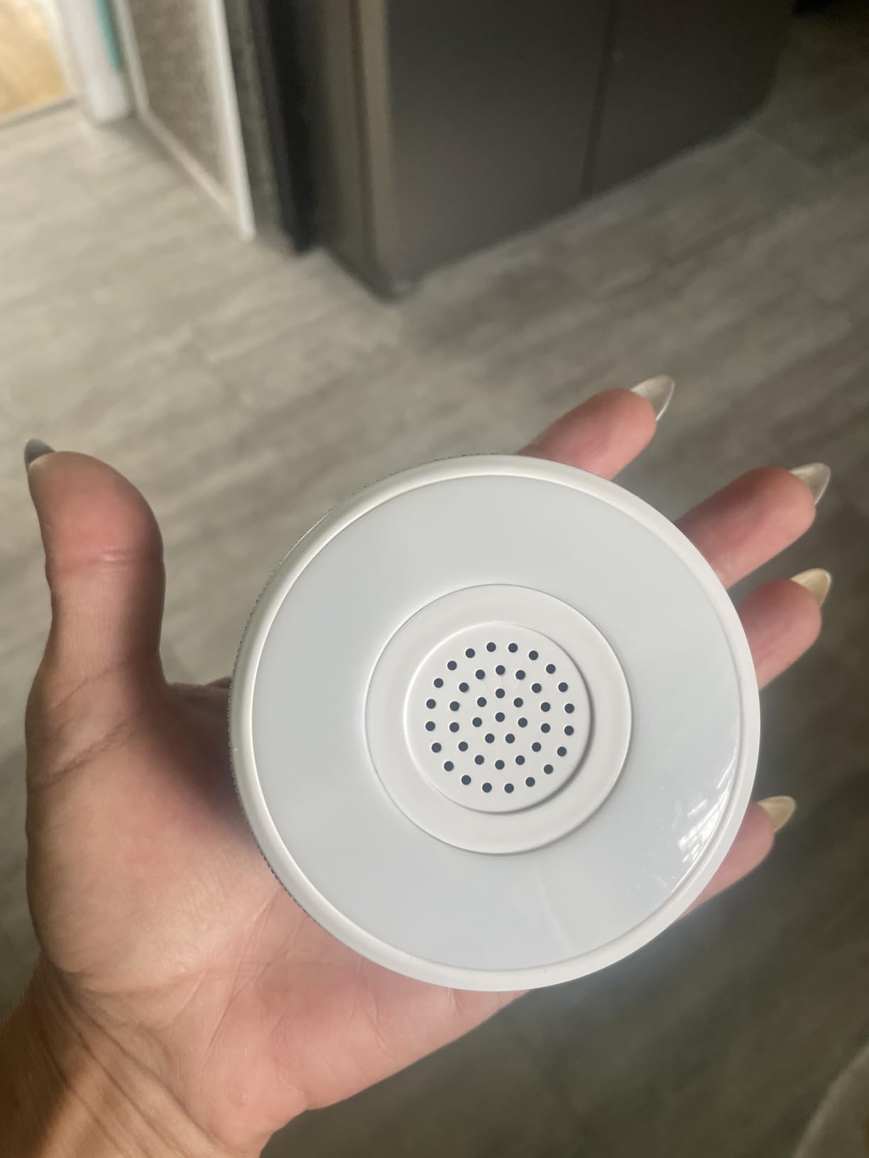WiFi Alarm System for Home Security, DIY, No Monthly Fee, App Alerts | 120db alarm, 8-Hour Backup Battery, Instant App Alerts, DIY Installation, Expandable Home Protection customer photo 1