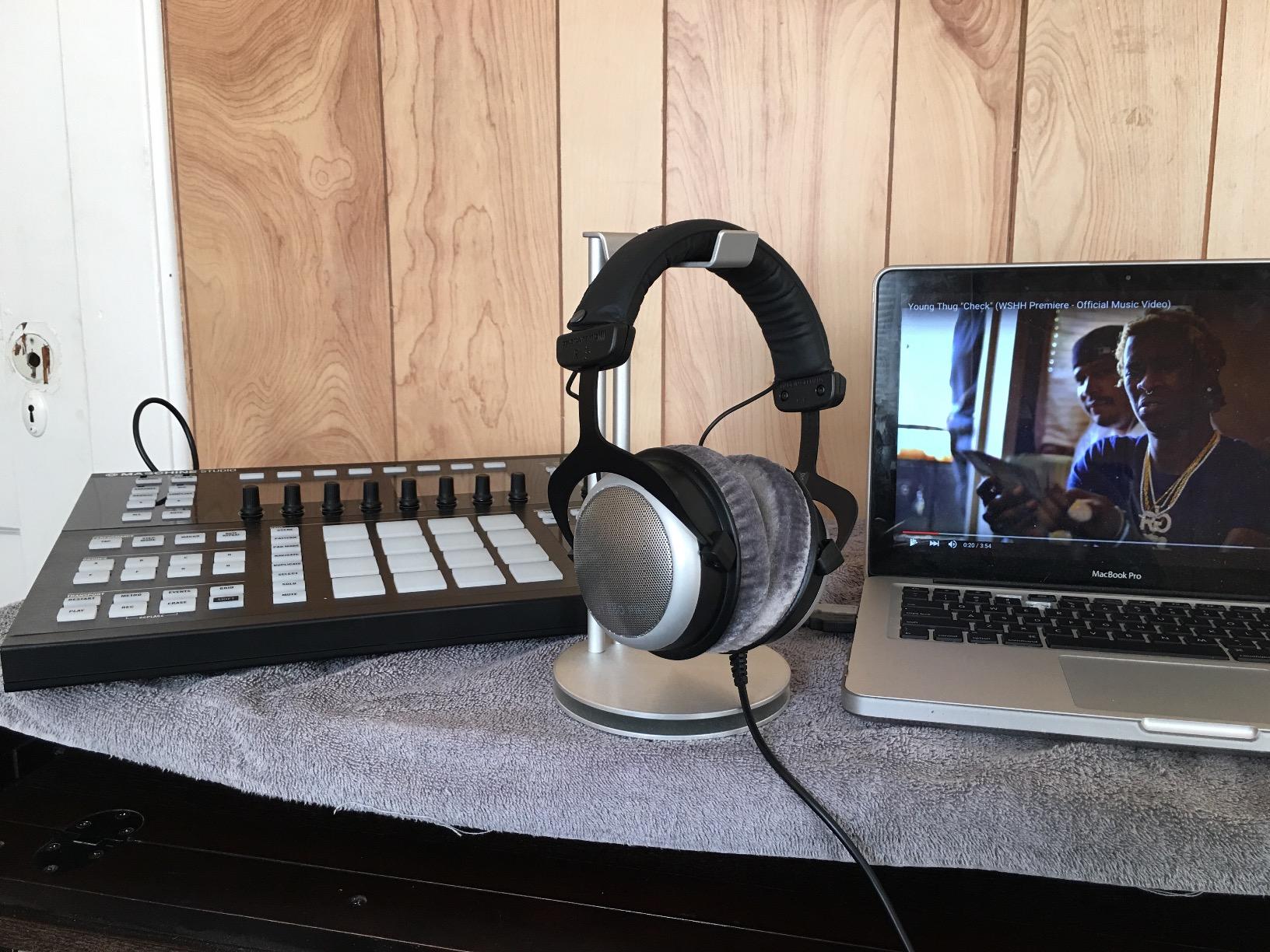 beyerdynamic DT 880 PRO 250 Ohm, Semi-Open-Back Over Ear Wired Studio Headphones for Mixing, Mastering, Monitor, 3M Coiled Cable with 1/8