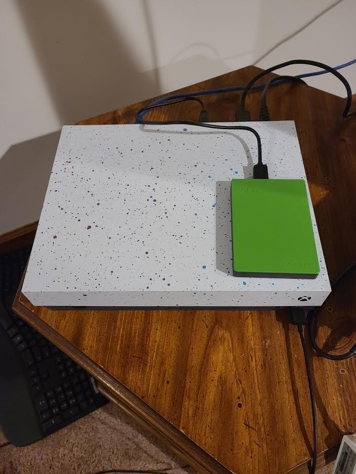Seagate STEA2000403 Game Drive for Xbox 2TB USB 3.0 Portable External Hard Drive customer photo 2