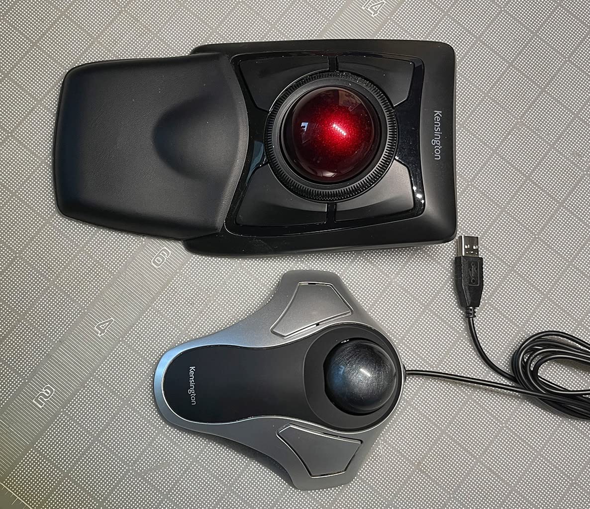 Kensington Expert Wireless Trackball Mouse (K72359WW) Black | Large ergonomic trackball, wireless connection, reduces wrist strain customer photo 2