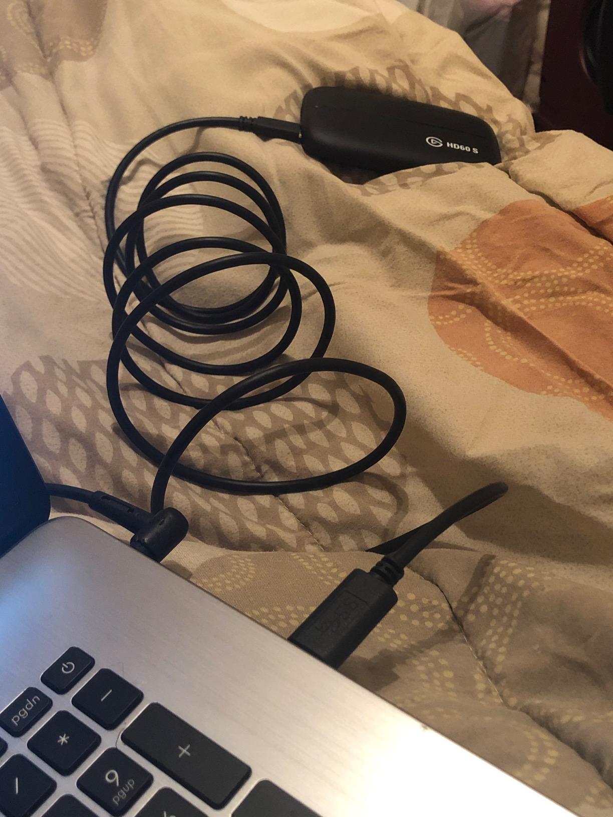 Elgato HD60 S, External Capture Card, Stream and Record in 1080p60 with ultra-low latency on PS5, PS4/Pro, Xbox Series X/S, Xbox One X/S, in OBS, Twitch, YouTube, works with PC/Mac customer photo 1