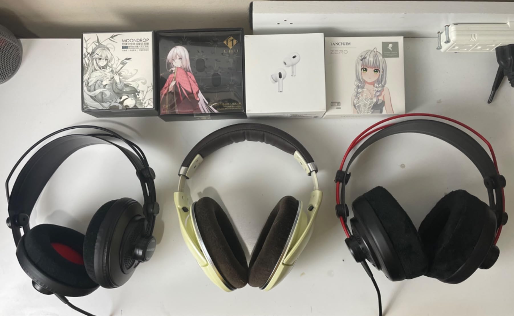 SENNHEISER HD 599 Open Back Headphone, Ivory customer photo 2
