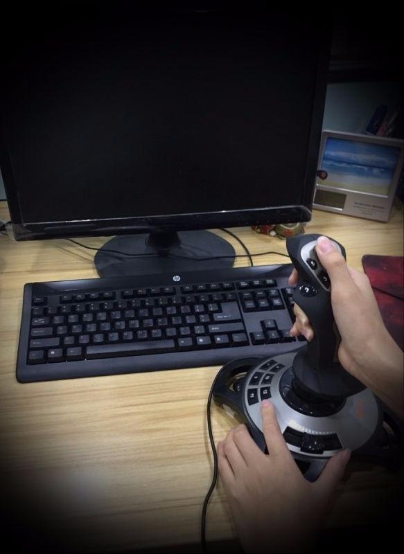 PC Joystick, USB Gaming Flight Simulator Game Controller with Vibration Function and Throttle Control, PXN 2113 Wired Gamepad Flight Sim Stick for PC/Computer(Windows Only, Not for Apple Devices/PS4/PS5/Xbox One/Switch) customer photo 1