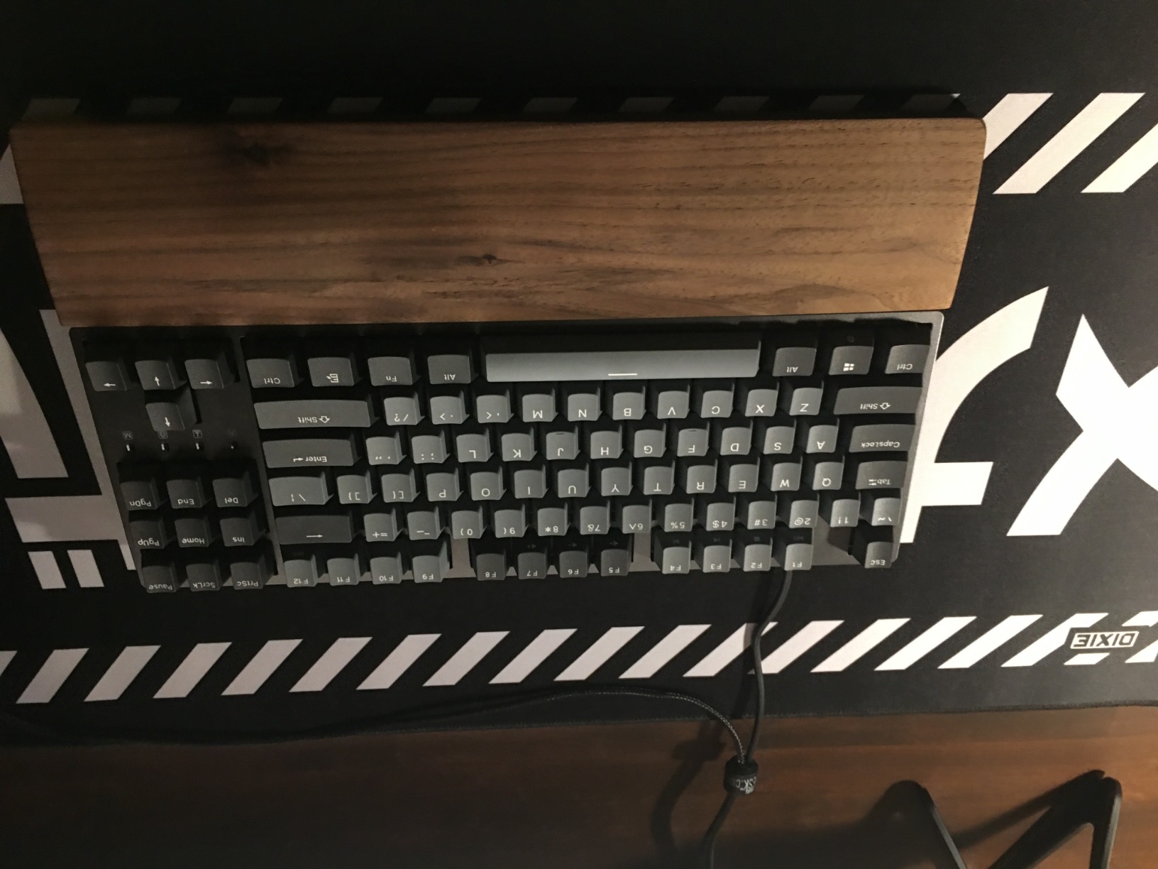 DURGOD Taurus K320 TKL Mechanical Keyboard, 87 Keys Tenkeyless, USB C Wired, Doubleshot PBT Keycaps, Programmable, NKRO, Cherry MX Red, Space Grey customer photo 2