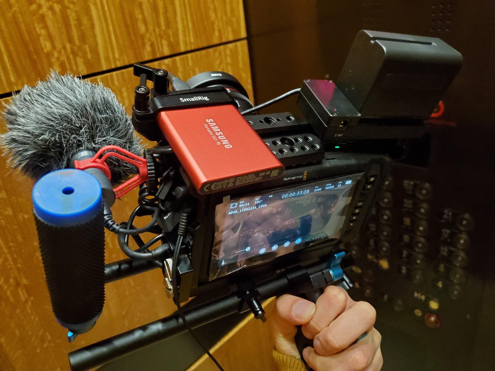 Blackmagic Design Pocket Cinema Camera 4K (CINECAMPOCHDMFT4K) customer photo 2