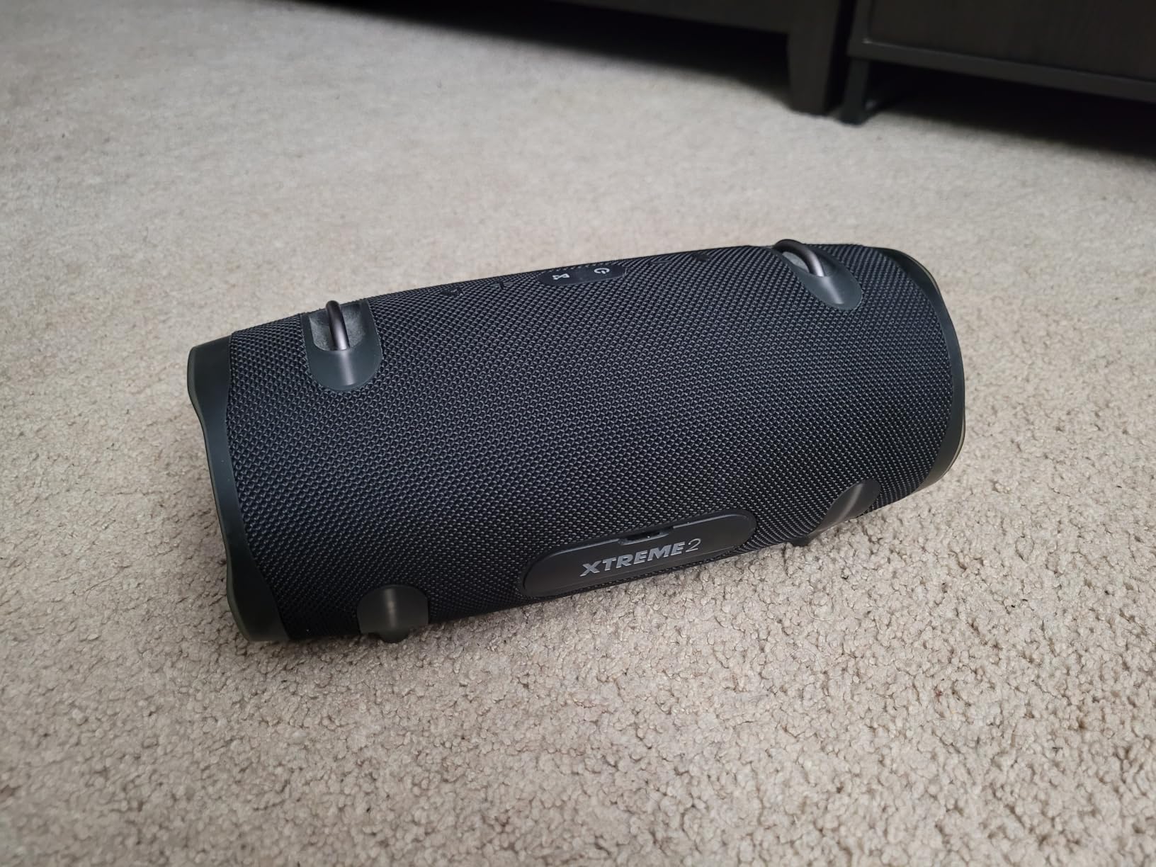 JBL Xtreme 2, Waterproof Portable Bluetooth Speaker, Black | Wireless Bluetooth Streaming, Up to 15 hours of playtime, IPX7 waterproof, JBL Connect, Durable fabric and rugged material customer photo 2