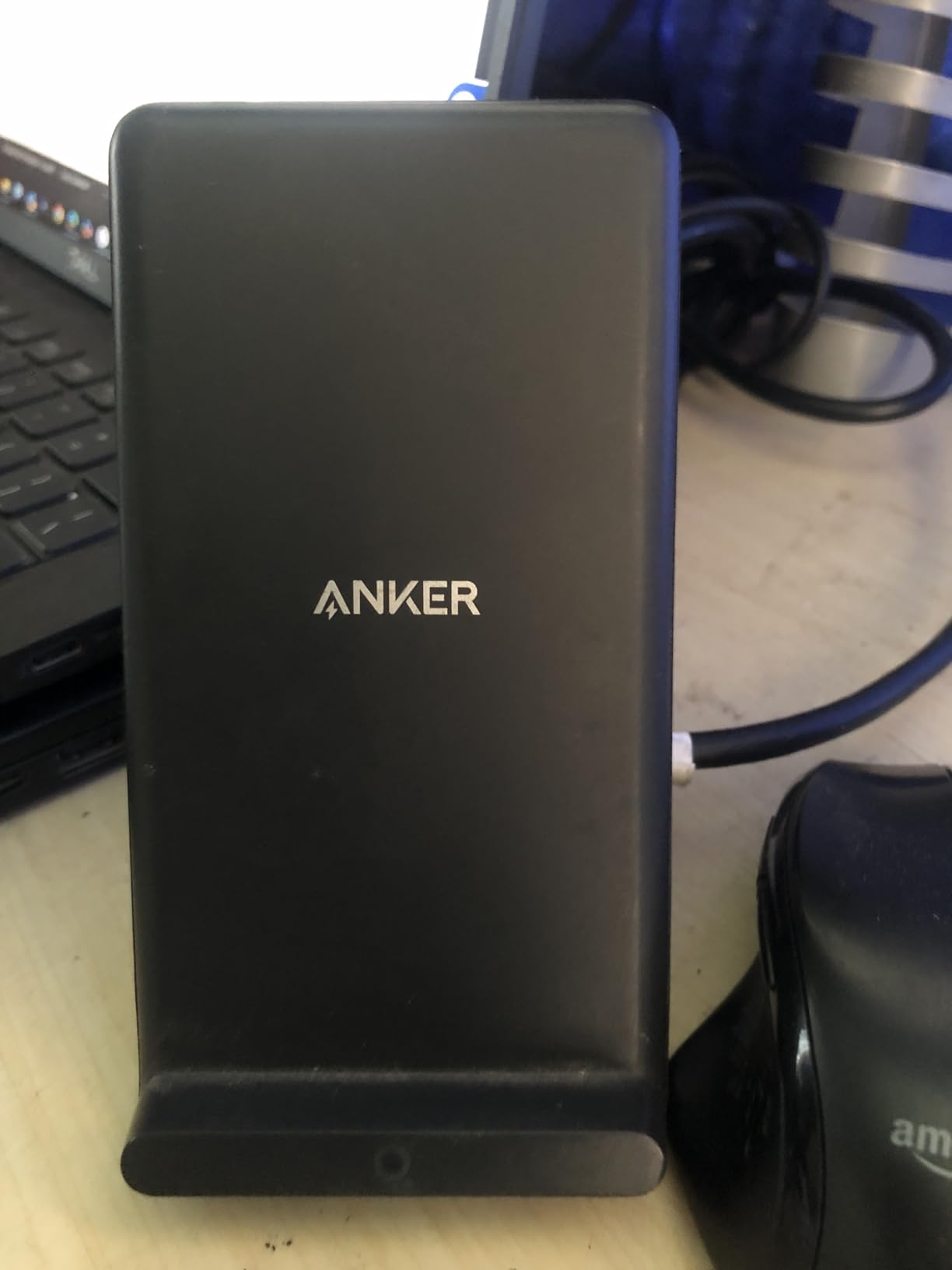 Anker 313 Qi-Certified 10W Max Wireless Charger Stand | Fast Power for iPhone 15 / 14 / 13 / 12 / 11 / X / 8, Galaxy S23 / S22, and More customer photo 1