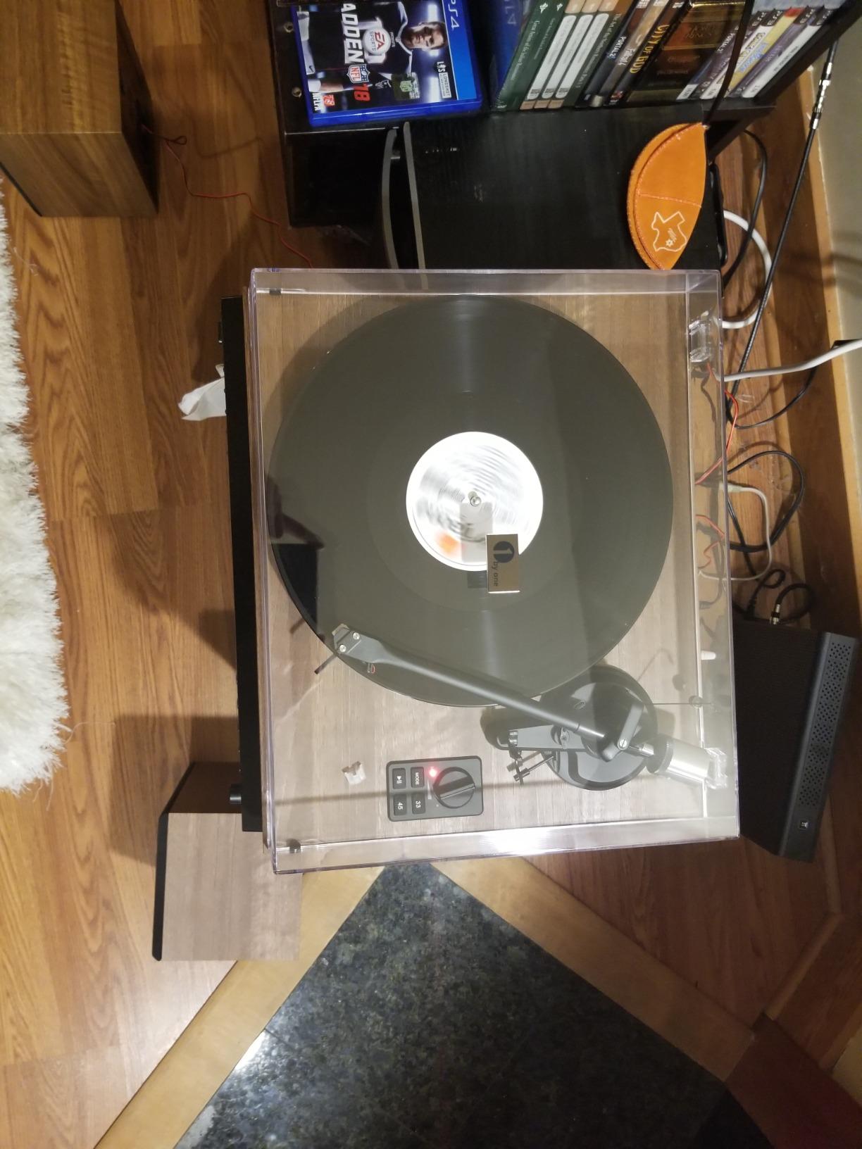 1 BY ONE Bluetooth Turntable HiFi System with 36 Watt Bookshelf Speakers | Patend Designed Vinyl Record Player with Magnetic Cartridge, Wireless Playback and Auto Off (Walnut) customer photo 1