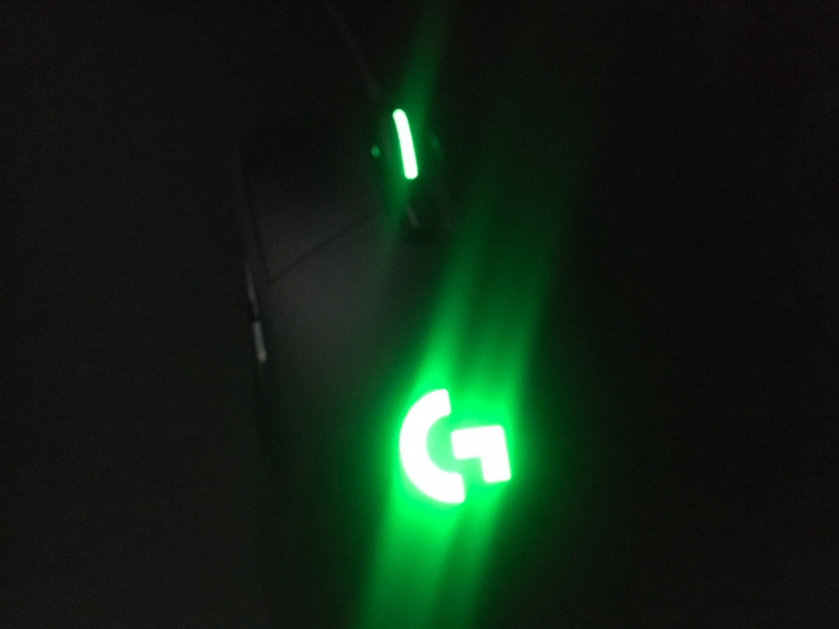 Logitech G403 Hero RGB Gaming Mouse - Black | 25K, 87G+10G optional, 25,600 DPI, rubber side grips customer photo 1