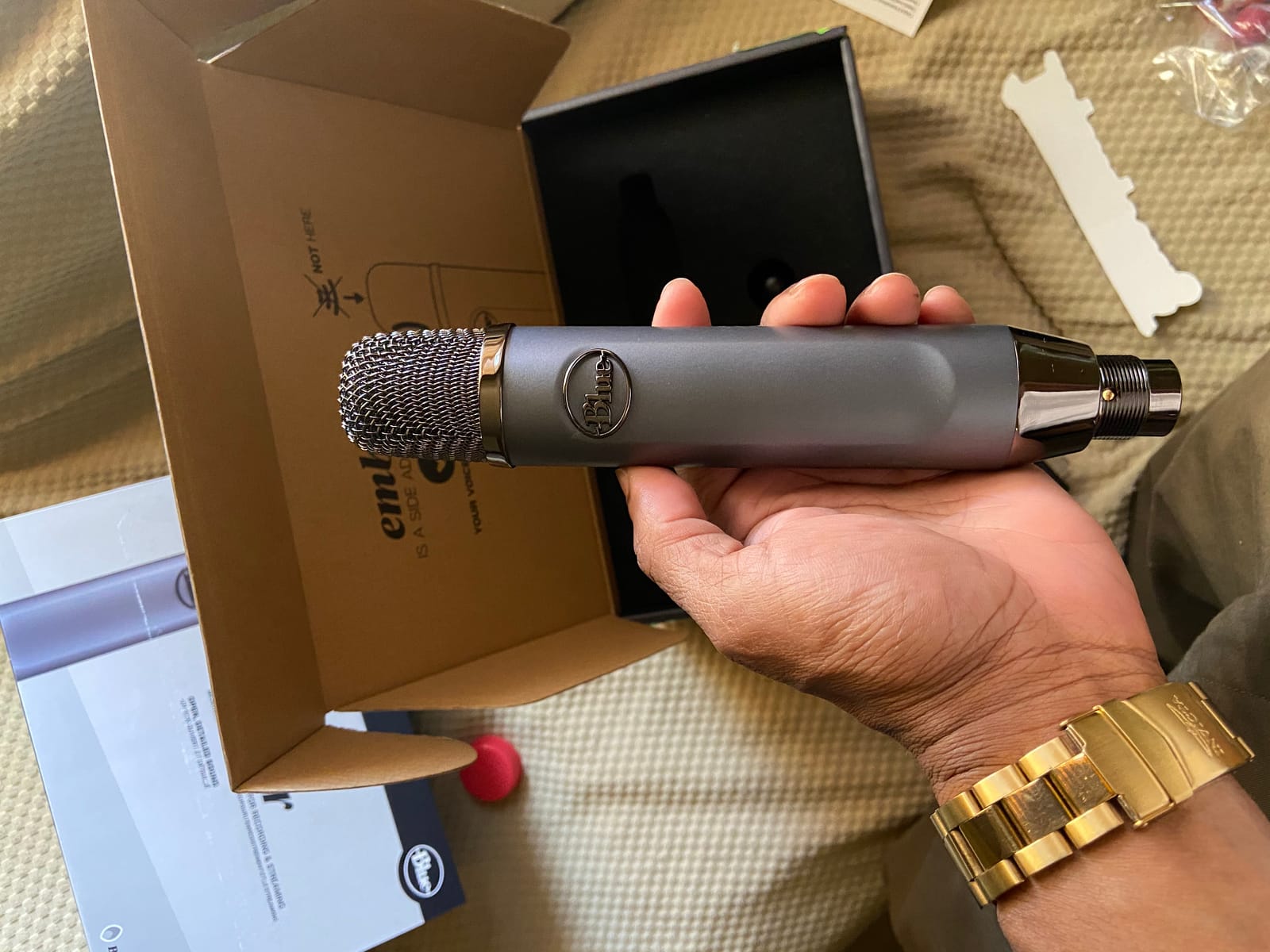 Blue Ember XLR Condenser Mic for Recording and Streaming, Custom Cardioid Capsule and Mic Stand Mount, Gray customer photo 2