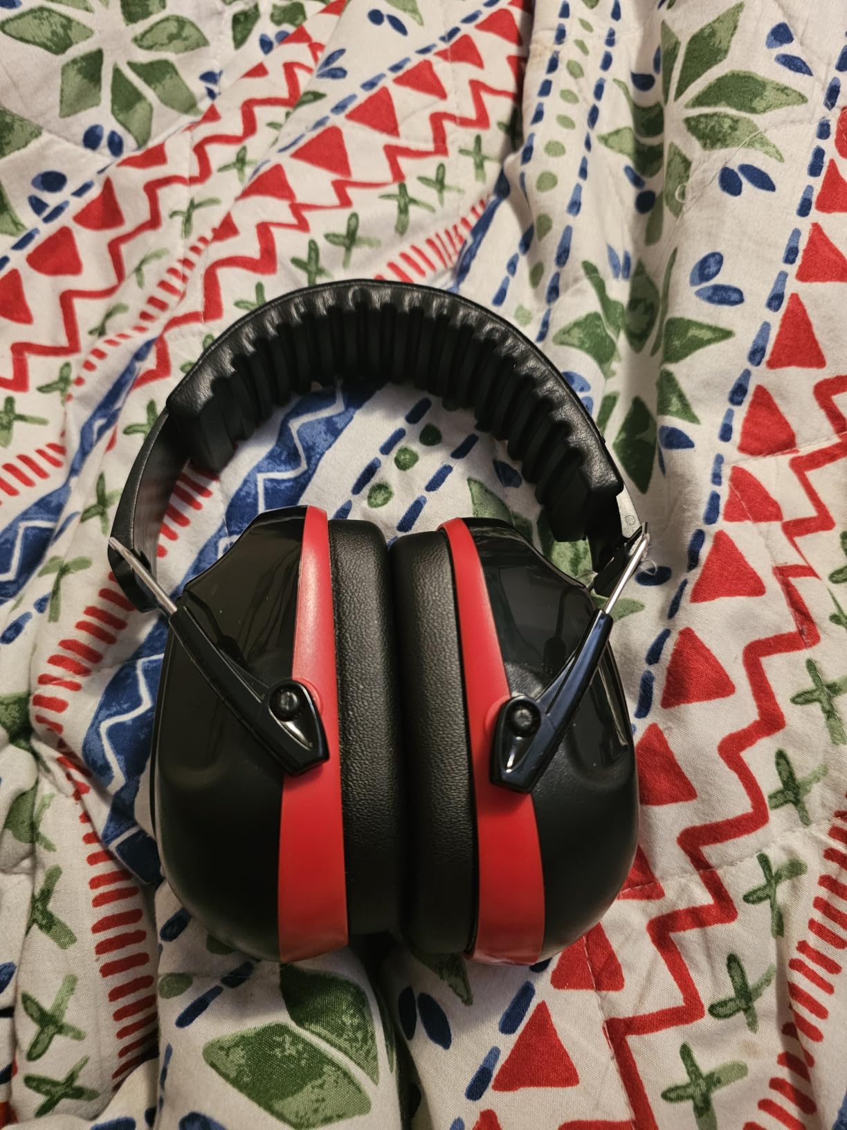 ProCase Hearing Protection Ear Muffs SNR 33dB, Noise Cancelling Headphones, Adjustable NRR 28dB Noise Reduction Earmuffs for Adults & Kids, Shooting, Lawn Mowing, Studying, Autism Sensory Needs customer photo 2
