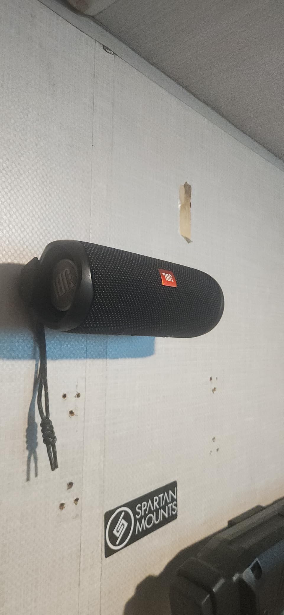 JBL FLIP 5, Waterproof Portable Bluetooth Speaker, Black, Small customer photo 1