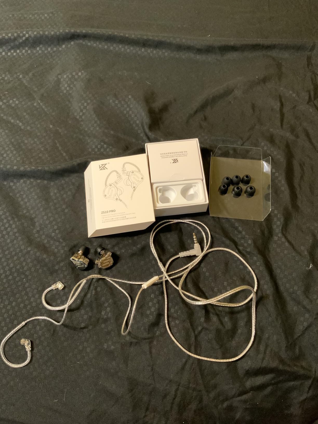 Linsoul KZ ZS10 Pro, 4BA+1DD 5 Driver in Ear Monitor, HiFi Wired Earbuds, Gaming Earbuds, Hybrid IEM Earphones with Stainless Steel Faceplate, Detachable Cable for Musician (with Mic, Blue) customer photo 2