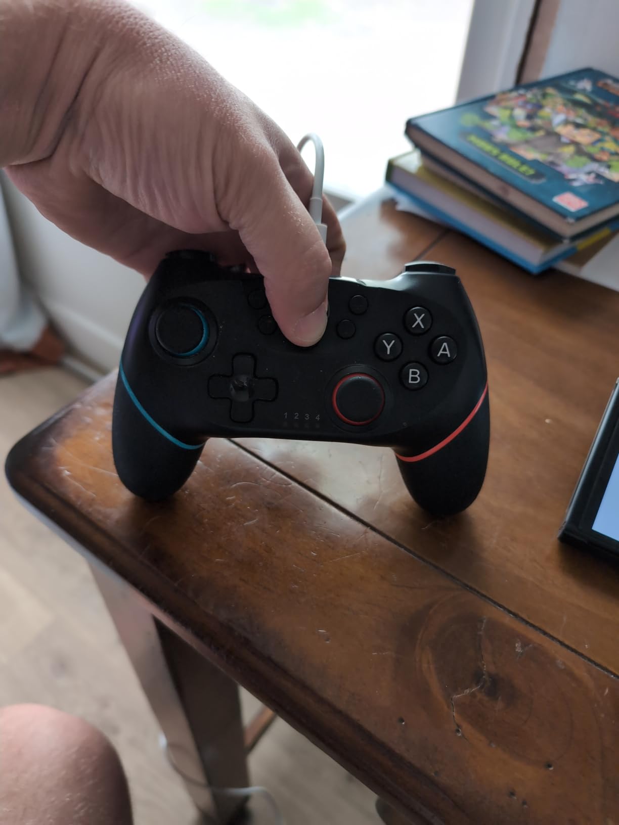 Diswoe Hall Effect Switch Controller, Wireless Pro Controller for Switch 1/OLED/Lite & Switch 2, Anti-Drift Remote with One-Key Wake-up, Zero Latency, Turbo, Dual Vibration, Black customer photo 2