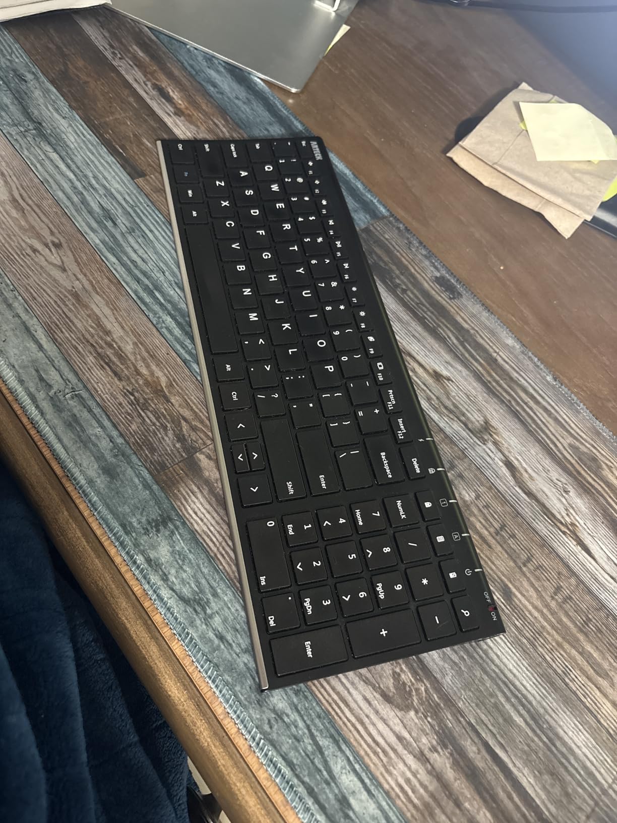 Arteck USB Wireless Keyboard Stainless Steel Ultra Slim Keyboard with Numeric Keypad for Computer/PC/Laptop and Windows 11/10/8 Rechargeable Battery customer photo 1