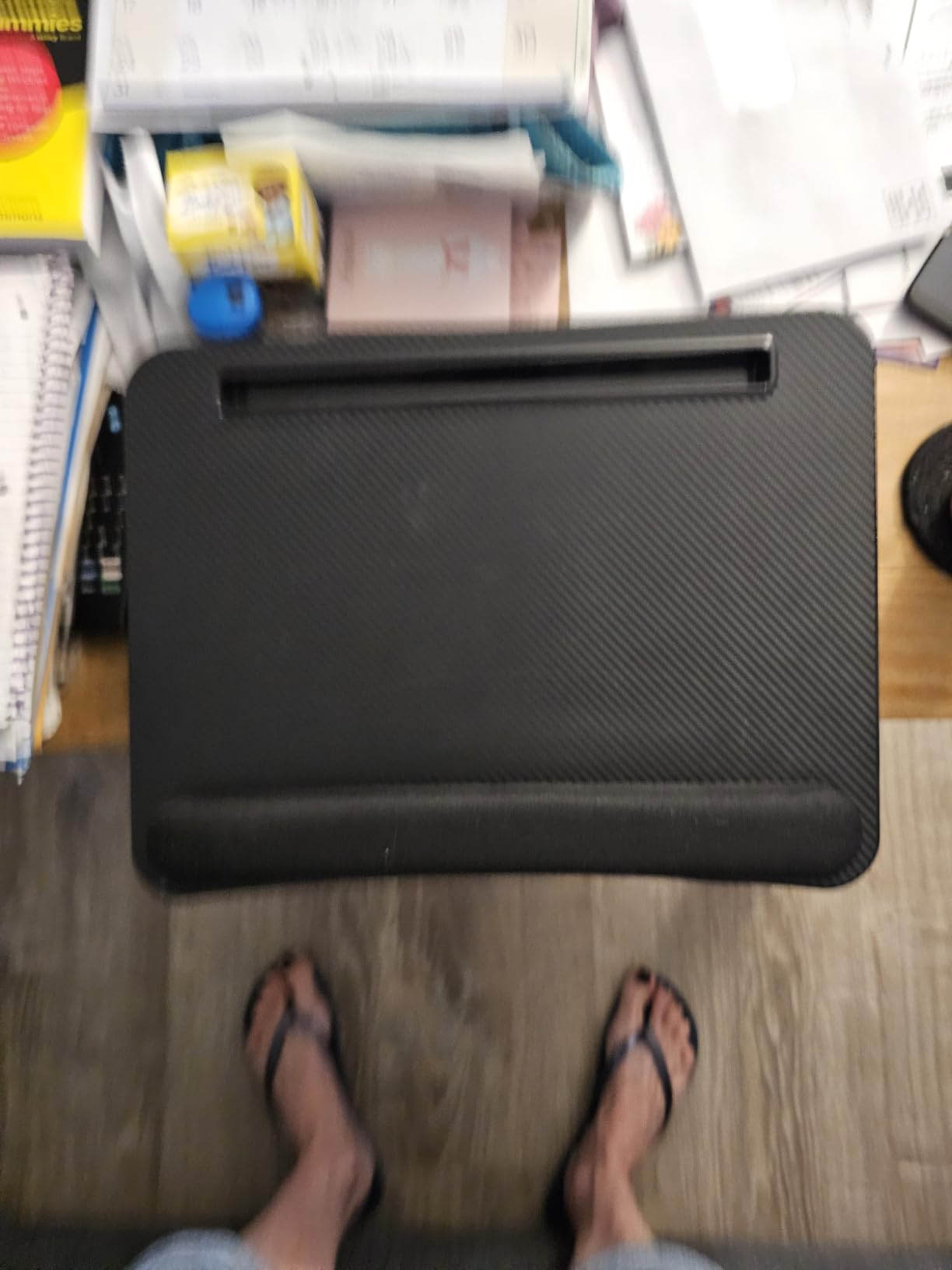HUANUO Laptop Lap Desk with Cushion, Fit up to 15.6