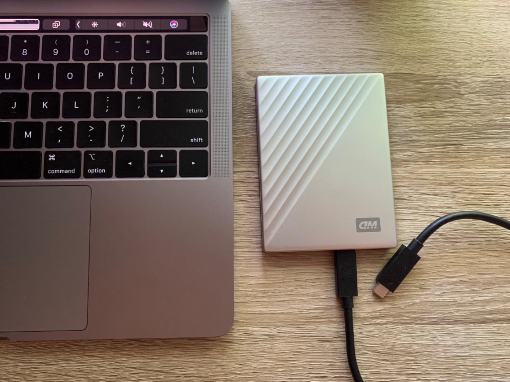 WD 5TB My Passport Ultra for Mac Silver, Portable External Hard Drive, backup software with defense against ransomware, and password protection, USB-C and USB 3.1 - WDBPMV0050BSL-WESN customer photo 1