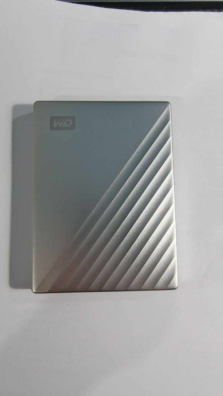 WD 5TB My Passport Ultra for Mac Silver, Portable External Hard Drive, backup software with defense against ransomware, and password protection, USB-C and USB 3.1 - WDBPMV0050BSL-WESN customer photo 2