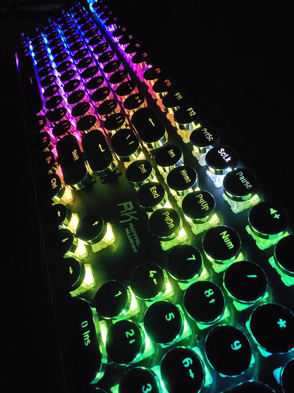 RK ROYAL KLUDGE S108 Typewriter Keyboard, Retro Mechanical Gaming Keyboard Wired 108 Keys with RGB Backlit Sidelight, Detachable Wrist Rest, Round Keycaps Blue Switches - Black customer photo 2