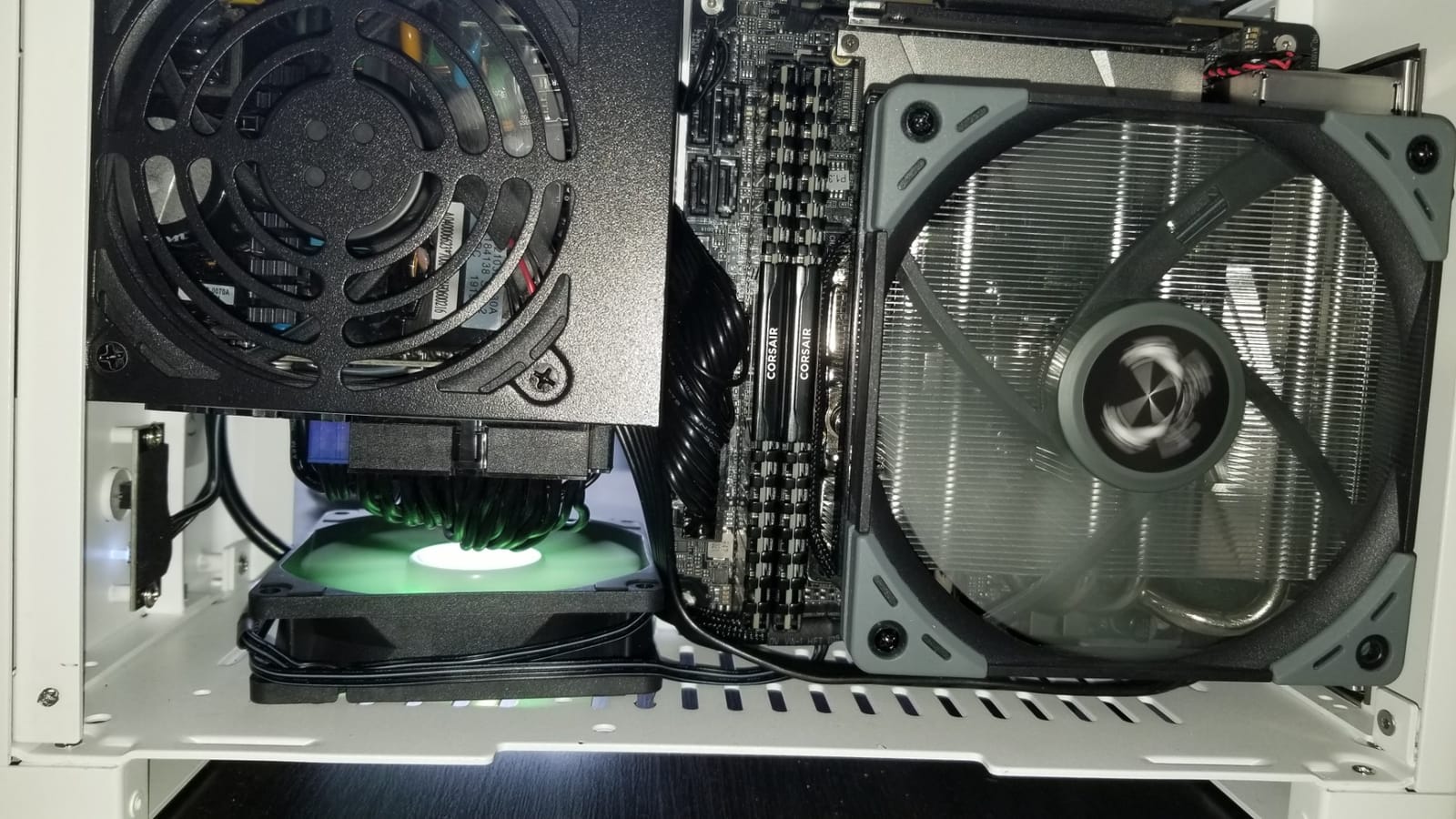SilverStone Technology SX700-PT SFX 700W, High Efficiency with 80 Plus Platinum Certification customer photo 1