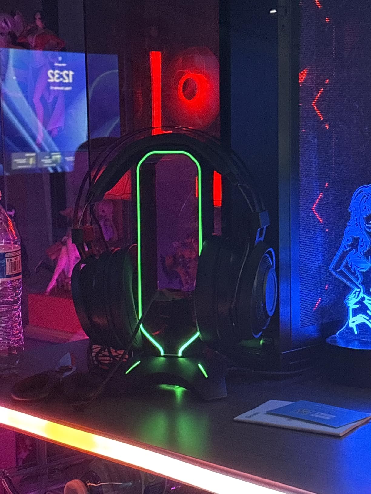 Tilted Nation Gaming Headset Stand | RGB Headphone Stand for Desk with Mouse Bungee and USB Hub (Cool and Clean Setup) Gaming Headset Holder - Perfect Gamer Gift Accessory customer photo 2