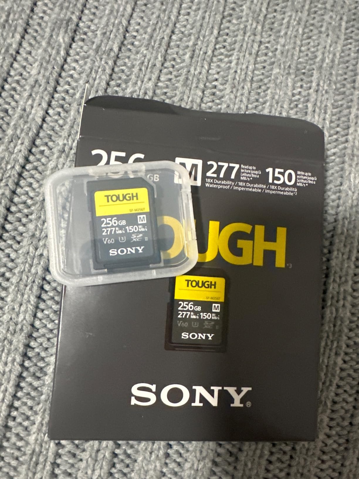 Sony TOUGH-M series SDXC UHS-II Card 128GB, V60, CL10, U3, Max R277MB/S, W150MB/S (SF-M128T/T1) customer photo 1