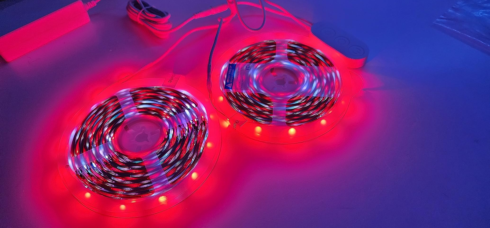 Govee 32.8ft LED Strip Lights RGBIC App Control, Smart LED Strips with Segmented Color Control Intelligent Color Picking, Music Sync LED Lights for Bedroom, Kitchen, Party, Home Decor (2x16.4ft) customer photo 1